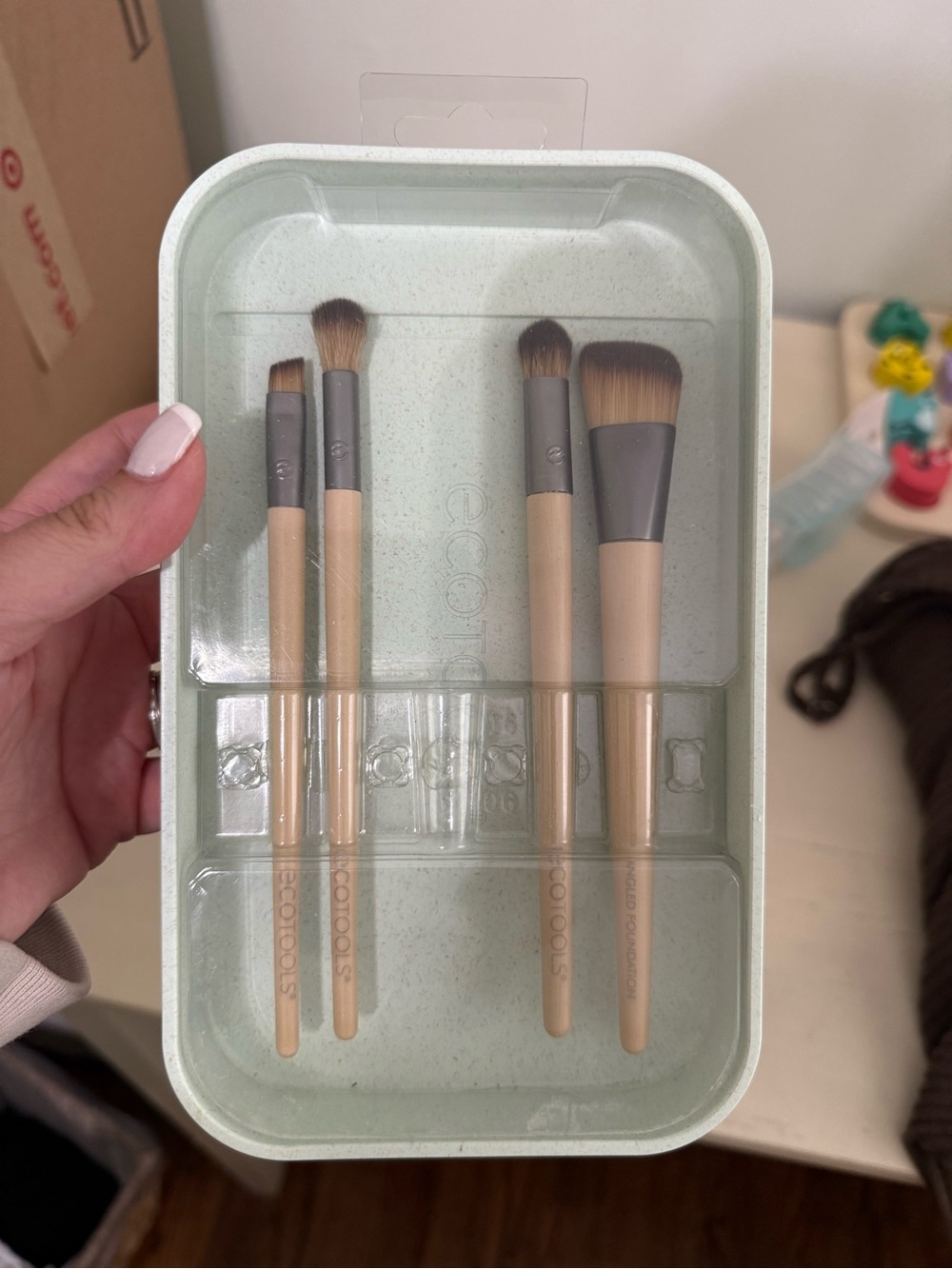 NEW makeup brushes